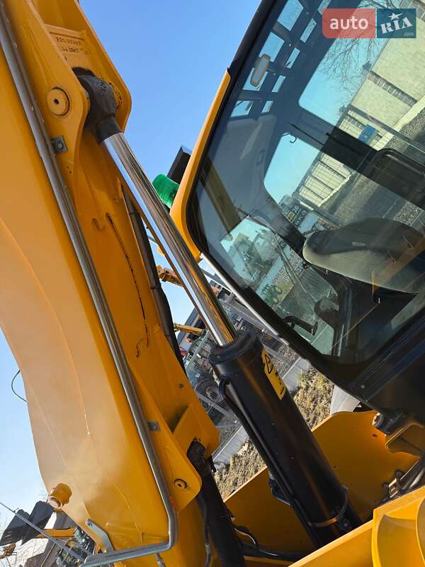 Телескопический погрузчик JCB 540-140 2018 в Луцке
