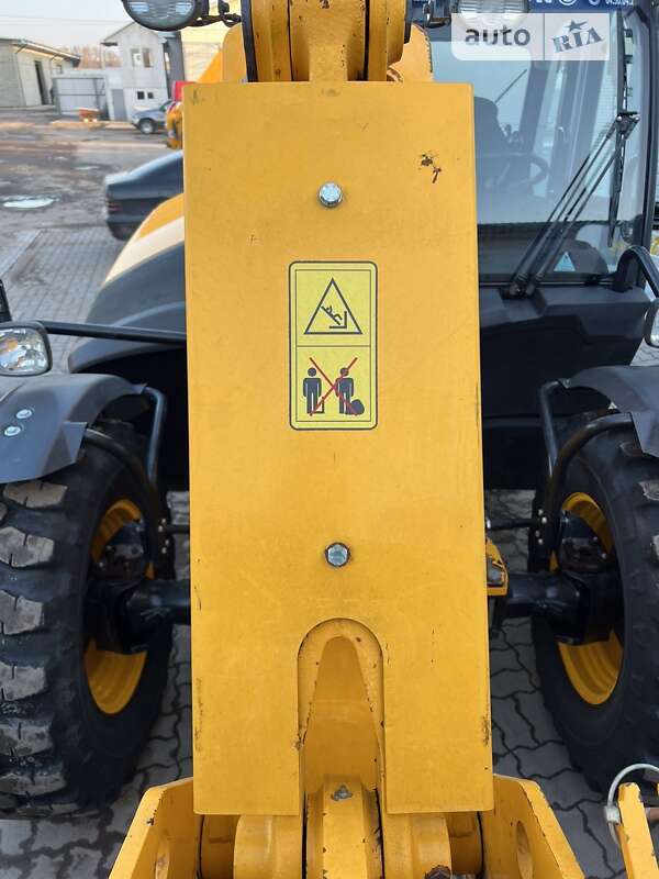 Телескопический погрузчик JCB 541-70 2017 в Луцке