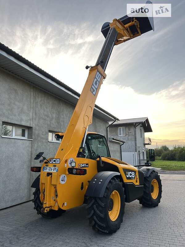 Телескопический погрузчик JCB 541-70 2015 в Луцке