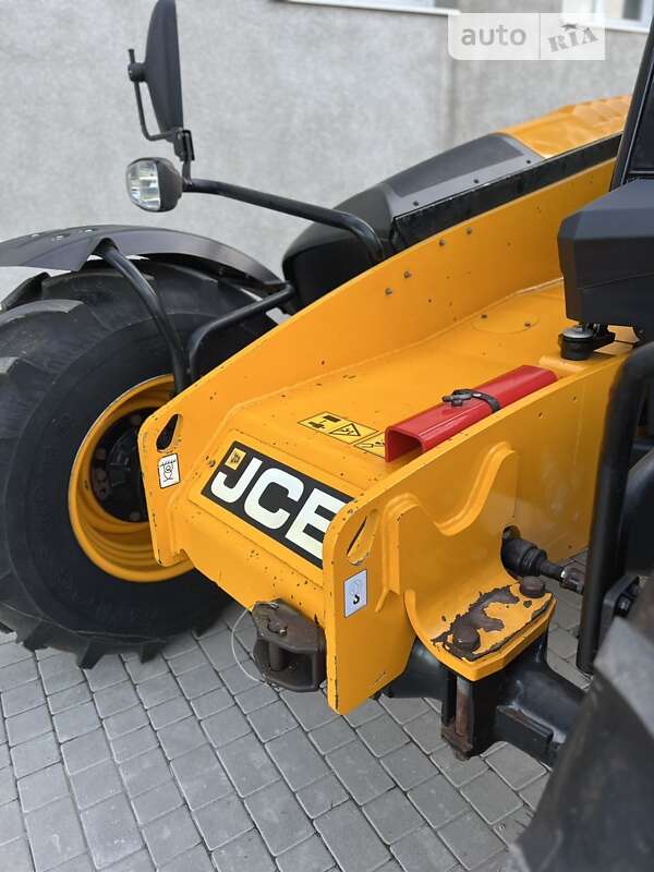 Телескопический погрузчик JCB 541-70 2015 в Луцке