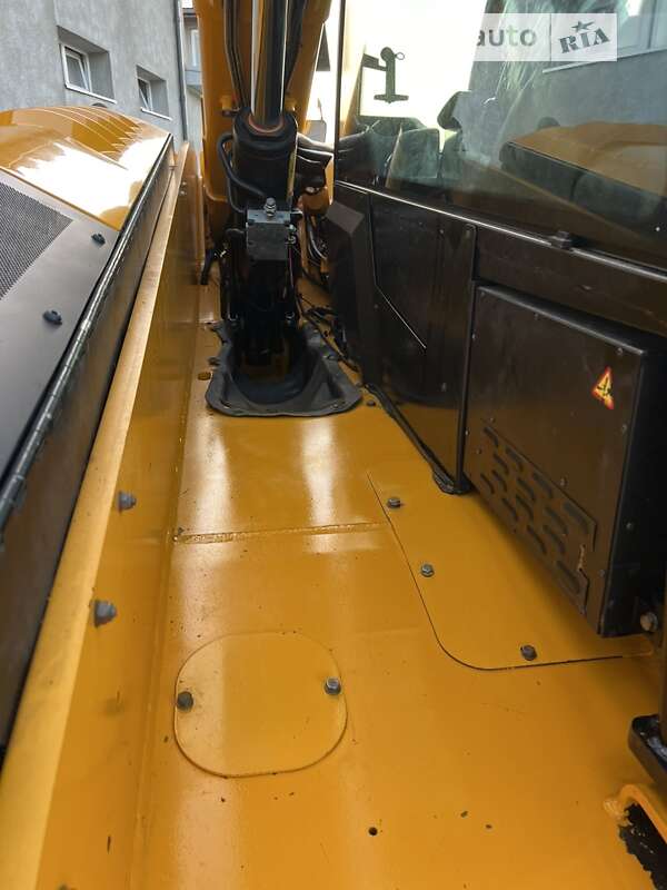 Телескопический погрузчик JCB 541-70 2015 в Луцке