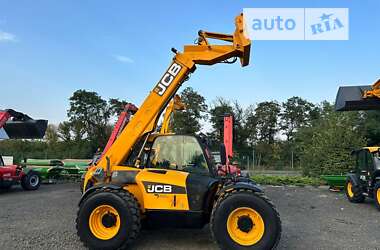 Подъемник телескопический JCB 541-70 2012 в Луцке