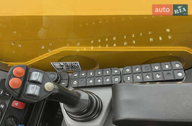 Телескопический погрузчик JCB 541-70 2020 в 