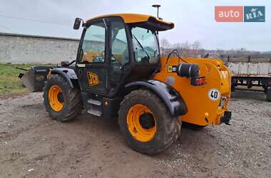 Телескопічні навантажувачі JCB 541-70 2006 в Чорткові