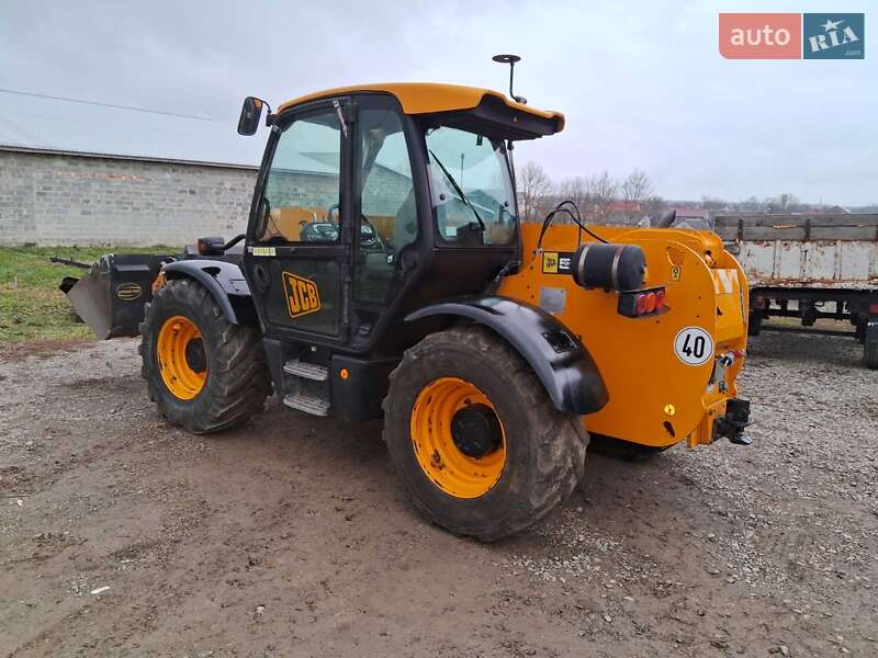 Телескопічні навантажувачі JCB 541-70 2006 в Чорткові