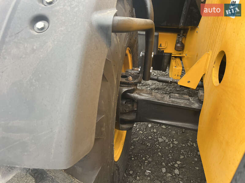 Телескопический погрузчик JCB 541-70 2013 в Луцке
