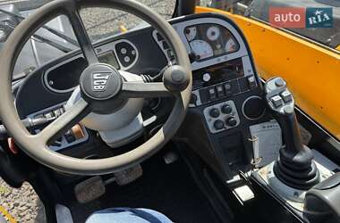 Телескопический погрузчик JCB 541-70 2010 в 
