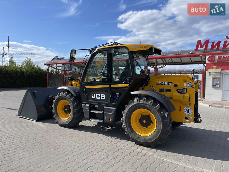 Телескопічні навантажувачі JCB 541-70 2019 в Луцьку