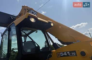 Телескопический погрузчик JCB 541-70 2011 в 