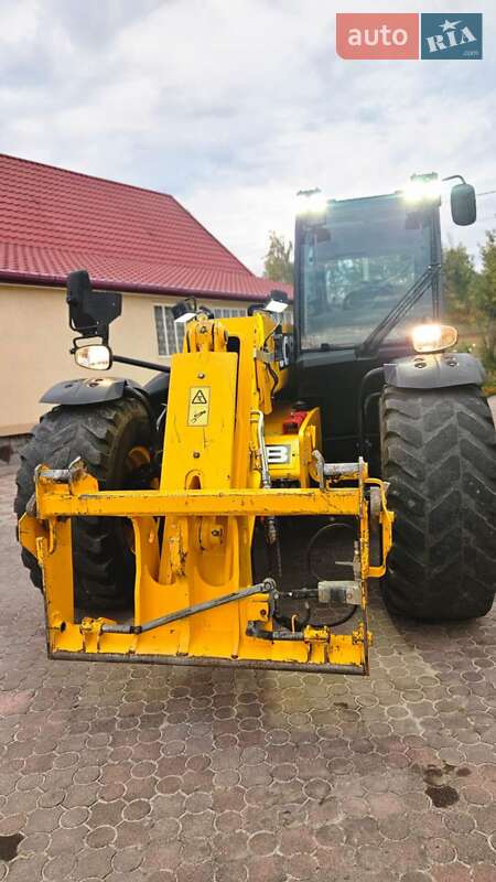 Телескопічні навантажувачі JCB 541-70 2017 в Луцьку фото 55 Телескопічні навантажувачі JCB 541-70 2017 в Луцьку