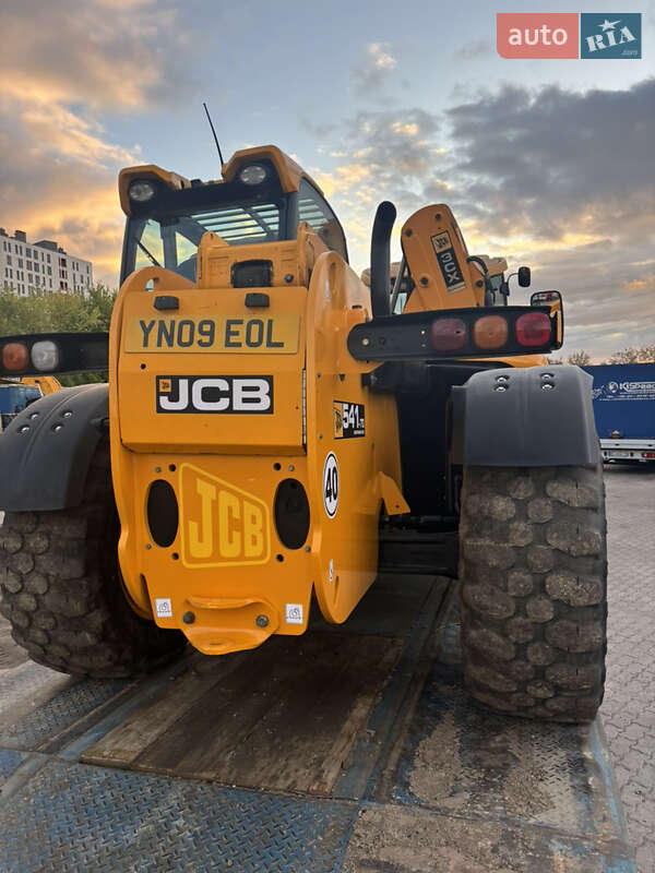 Телескопический погрузчик JCB 541-70 2009 в Львове
