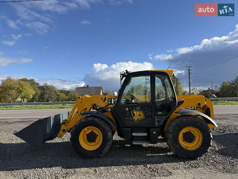 Телескопический погрузчик JCB 541-70 2009 в Луцке