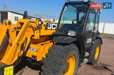 Телескопічні навантажувачі JCB 541-70 2015 в Малій Висці