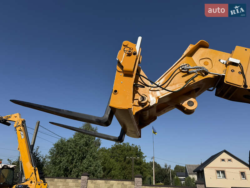 Телескопический погрузчик JCB 550-80 2013 в Луцке