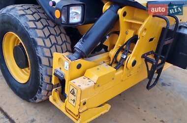 Телескопический погрузчик JCB 555-210R 2020 в 