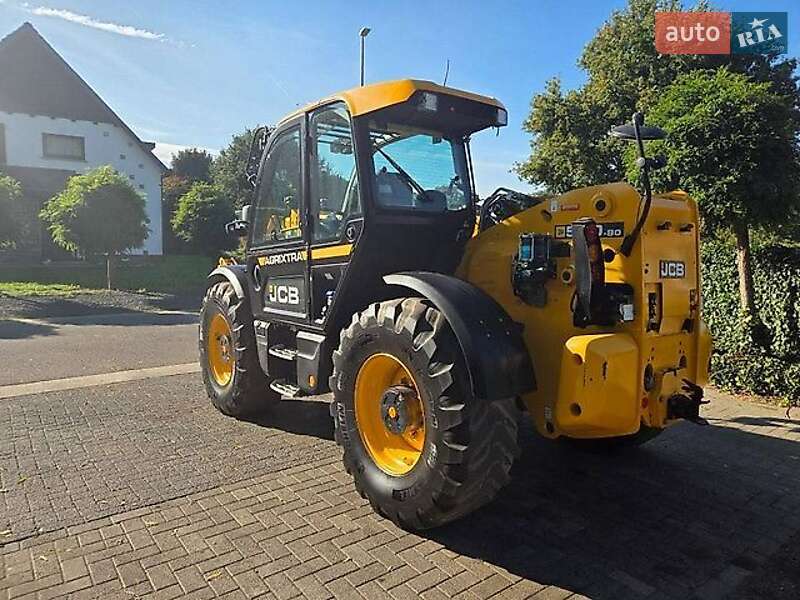 Телескопічні навантажувачі JCB 560-80 2023 в Києві