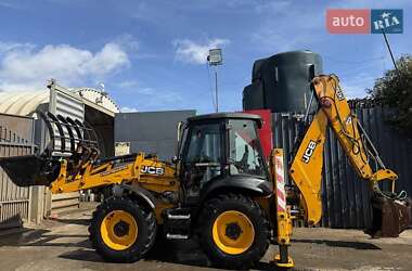 Екскаватор навантажувач JCB 5CX 2017 в Києві