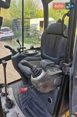 Миниэкскаватор JCB 8016 2007 в 