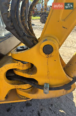 Миниэкскаватор JCB 8027 2005 в 