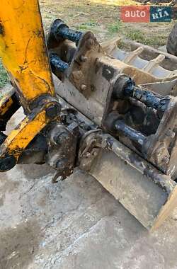 Миниэкскаватор JCB 8030 2011 в 
