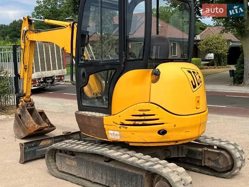 JCB 8032 2004