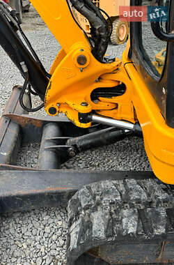 Миниэкскаватор JCB 8065 2010 в 