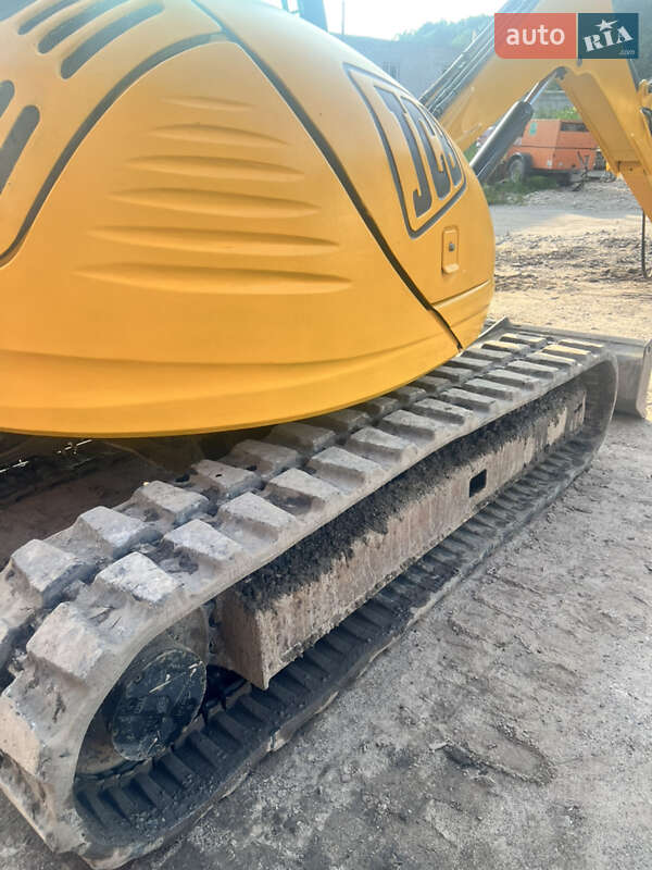 Экскаватор погрузчик JCB 8085 2005 в Львове