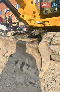 Экскаватор погрузчик JCB 8085 2005 в 