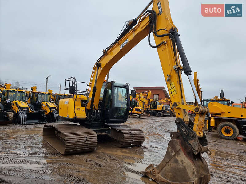 Гусеничный экскаватор JCB JS 130 2019 в Одессе