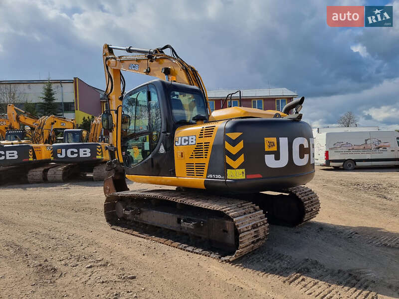 Гусеничный экскаватор JCB JS 130 2016 в 