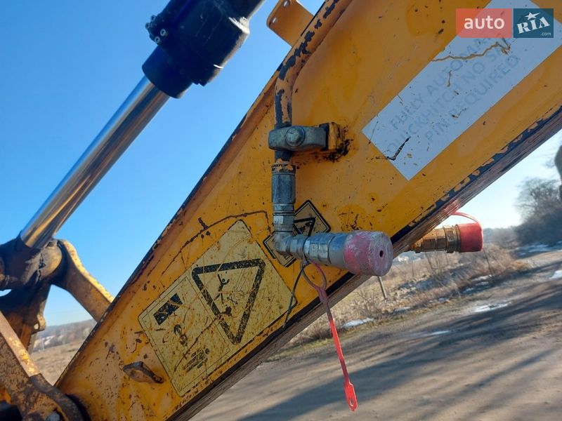 Гусеничний екскаватор JCB JS 130 2013 в Львові