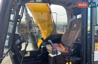 Гусеничный экскаватор JCB JS 130 2015 в Одессе