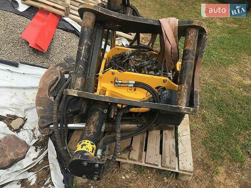 Колесный экскаватор JCB JS 145 2007 в Ивано-Франковске