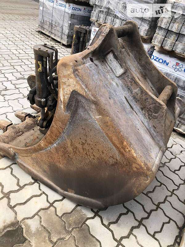 Колісний екскаватор JCB JS 145 2011 в Калуші
