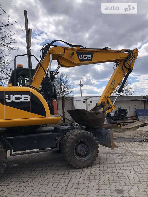 Колісний екскаватор JCB JS 145 2011 в Калуші