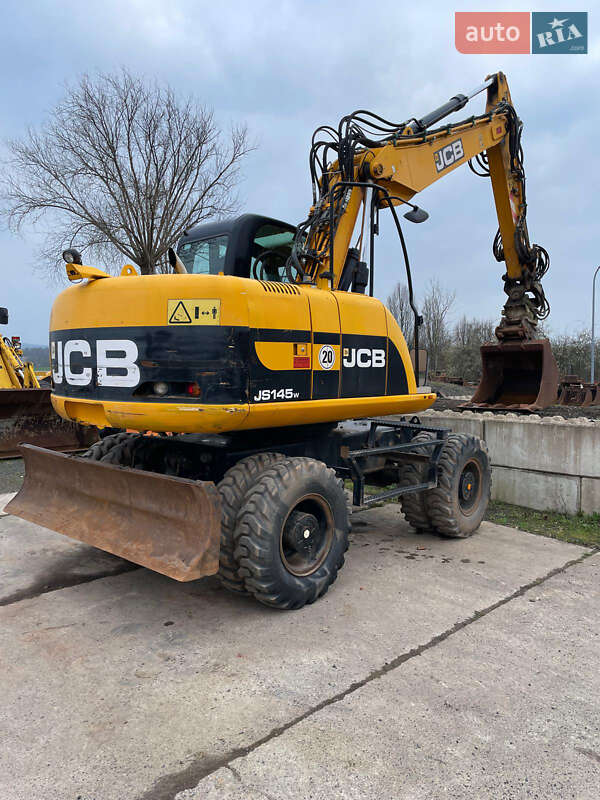 Колесный экскаватор JCB JS 145 2011 в Львове