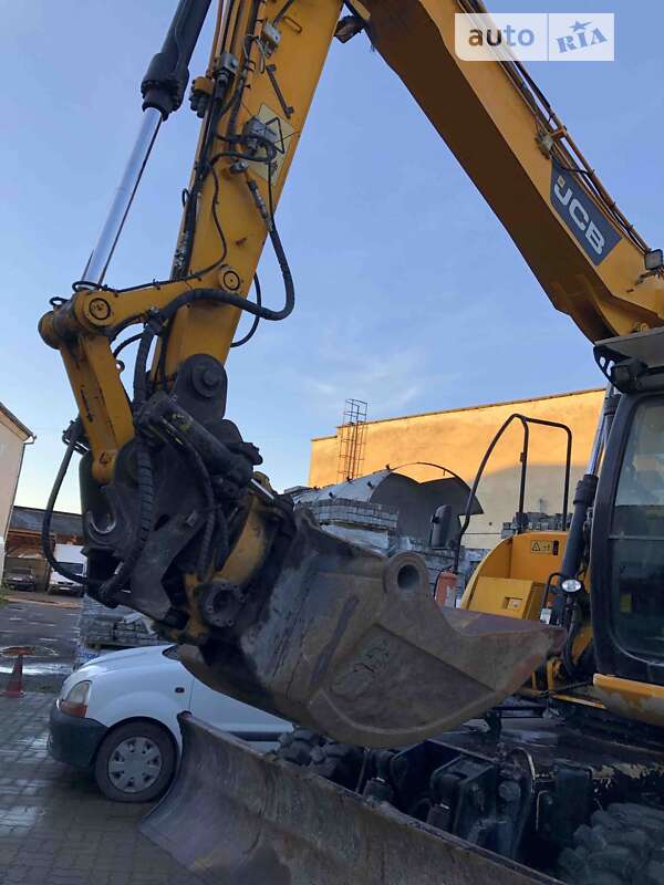 Колісний екскаватор JCB JS 145 2011 в Калуші