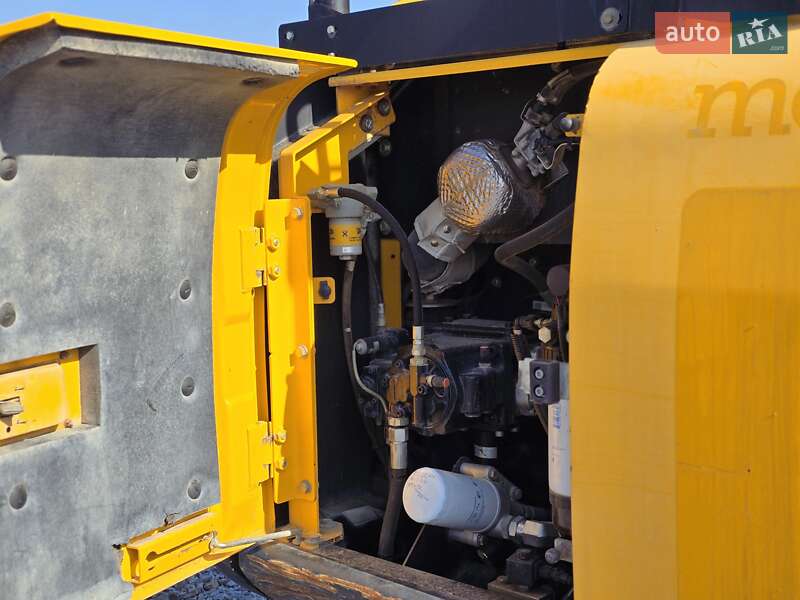 Гусеничный экскаватор JCB JS 145 2017 в Ровно