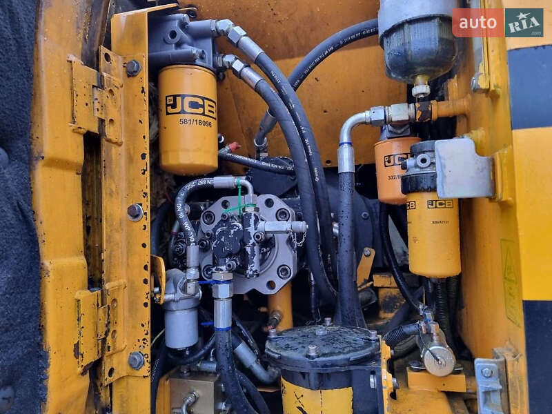 Колісний екскаватор JCB JS 145 2010 в Львові