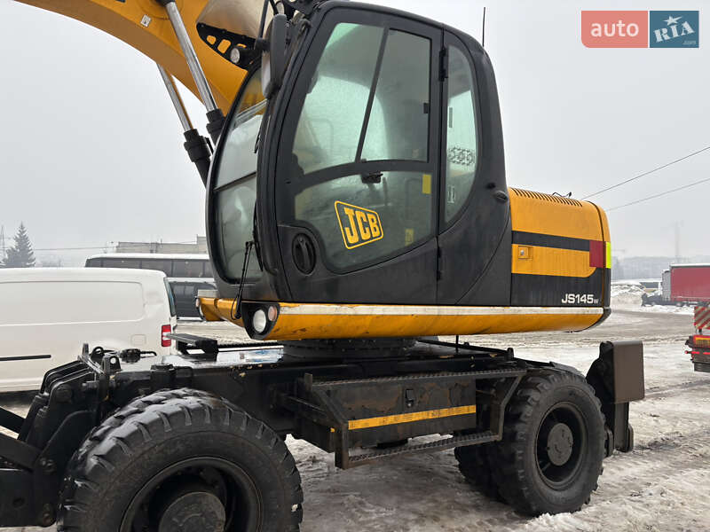 Колесный экскаватор JCB JS 145 2011 в Львове