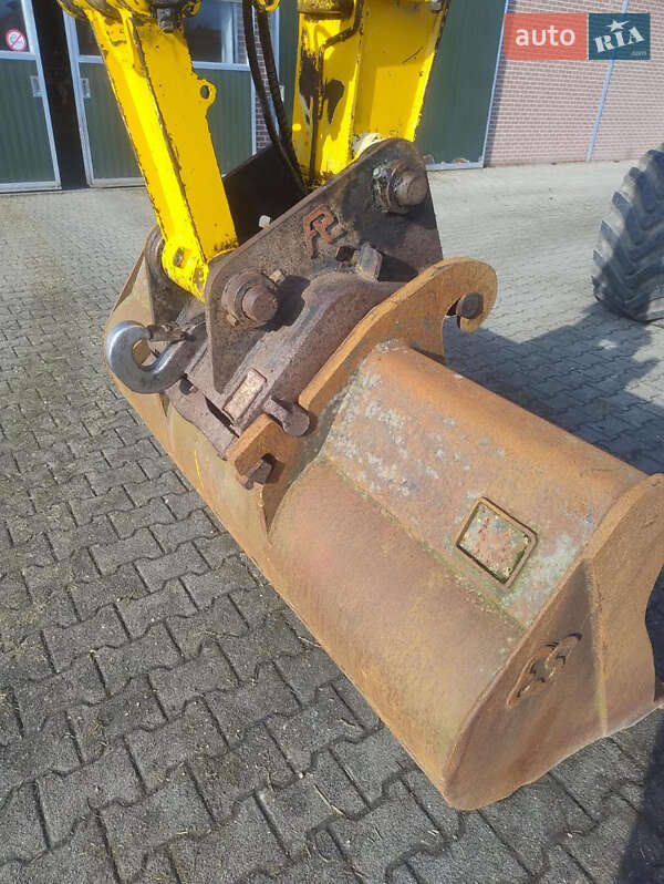 Колісний екскаватор JCB JS 145 2012 в Львові