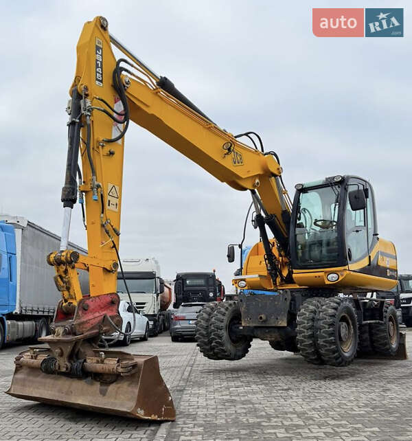 Колесный экскаватор JCB JS 145 2008 в Львове