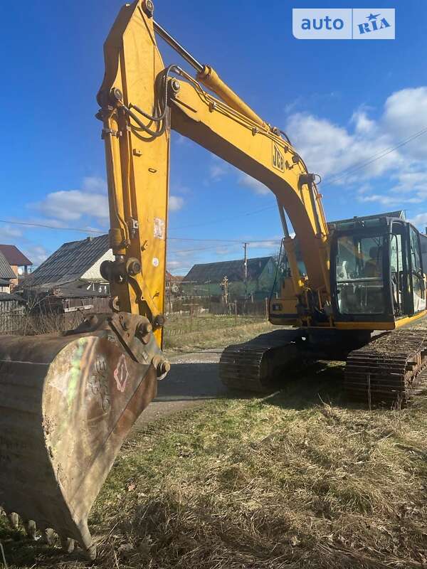 Гусеничный экскаватор JCB JS 160 2003 в Хусте