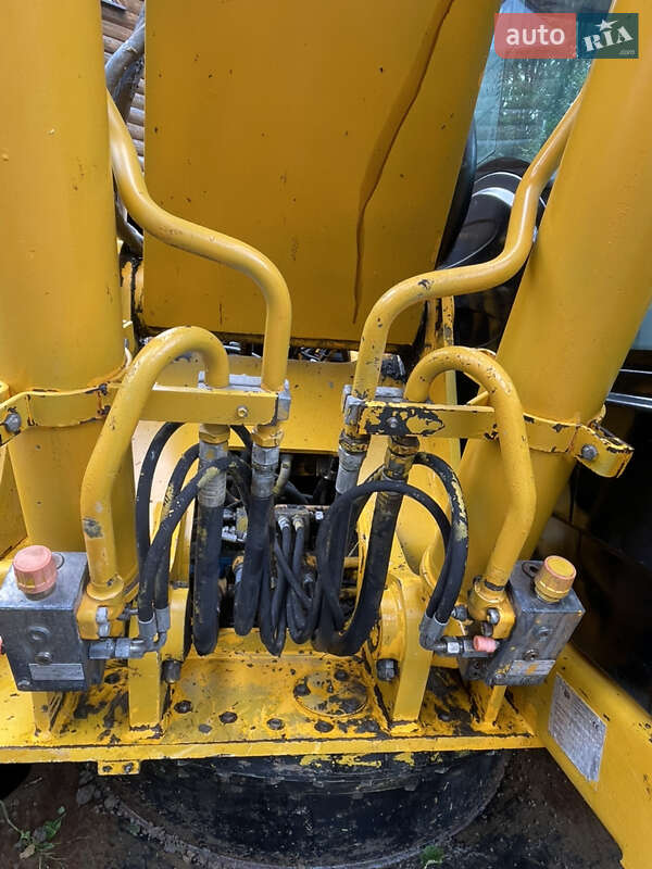 Гусеничний екскаватор JCB JS 160 2007 в Сколе