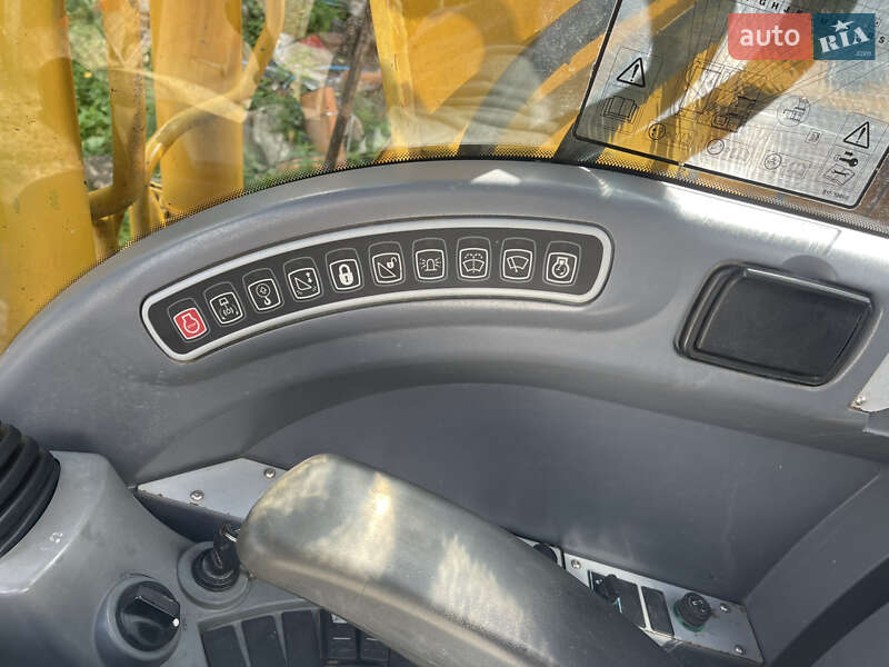 Гусеничний екскаватор JCB JS 160 2007 в Сколе