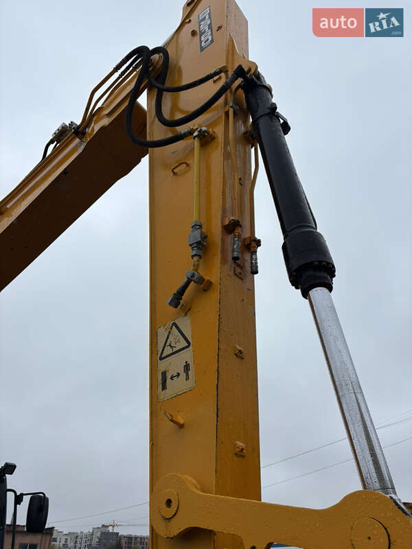 Гусеничний екскаватор JCB JS 160 2011 в Львові