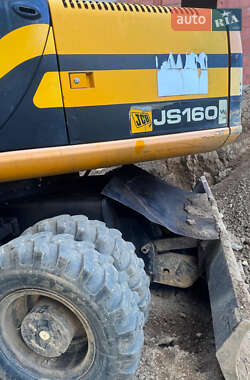 Колесный экскаватор JCB JS 160 2010 в Львове