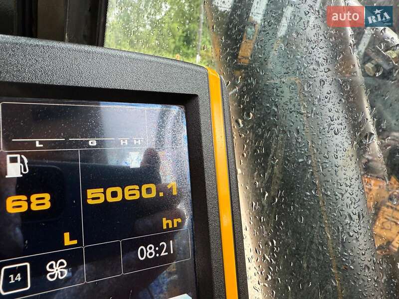 Колесный экскаватор JCB JS 175 2016 в Киеве