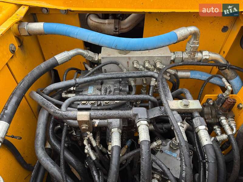 Колесный экскаватор JCB JS 175 2016 в Киеве