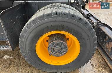 Колесный экскаватор JCB JS 175 2016 в 